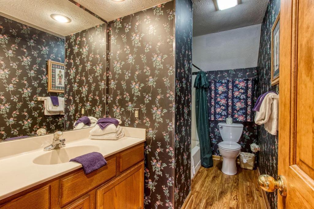 Serenity Heights, Amazing Views, Hot Tub Pool Access, 1089 Free Tickets Each Paid Day, Dollywood Gatlinburg Buitenkant foto