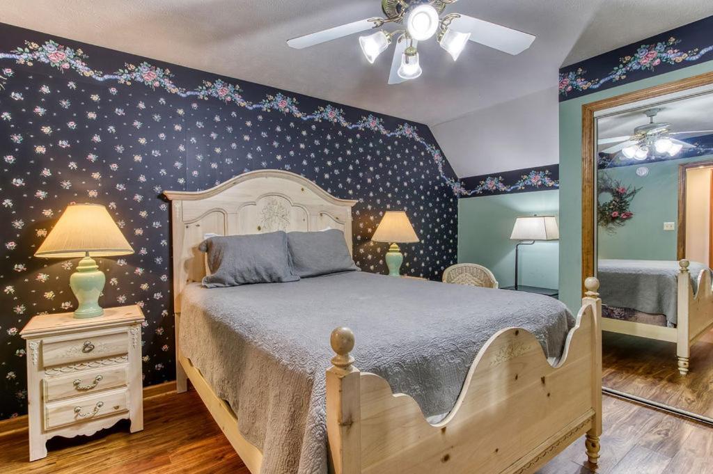 Serenity Heights, Amazing Views, Hot Tub Pool Access, 1089 Free Tickets Each Paid Day, Dollywood Gatlinburg Buitenkant foto