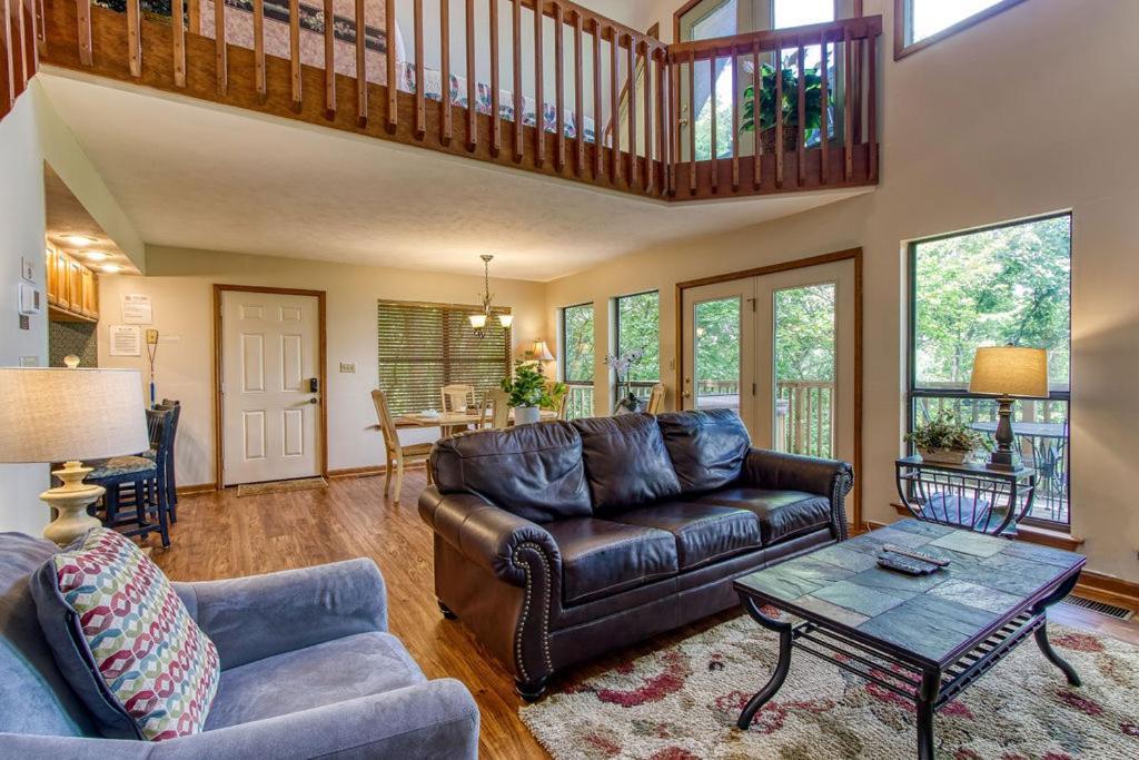 Serenity Heights, Amazing Views, Hot Tub Pool Access, 1089 Free Tickets Each Paid Day, Dollywood Gatlinburg Buitenkant foto