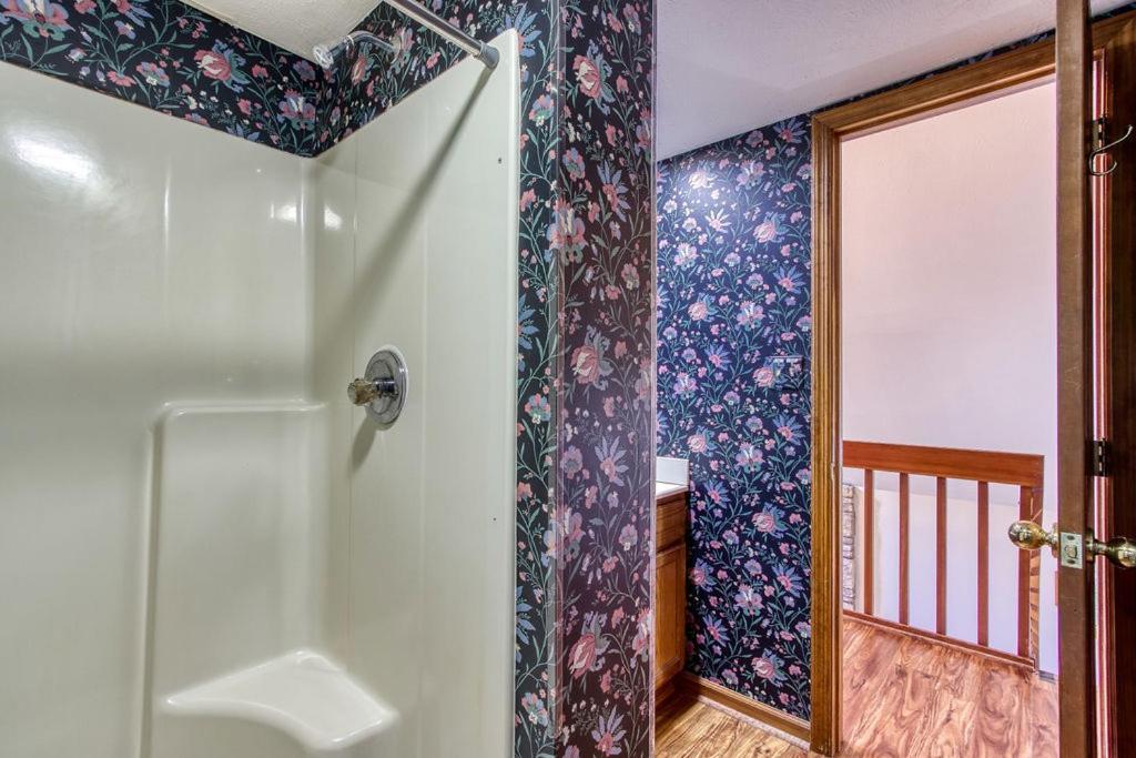 Serenity Heights, Amazing Views, Hot Tub Pool Access, 1089 Free Tickets Each Paid Day, Dollywood Gatlinburg Buitenkant foto