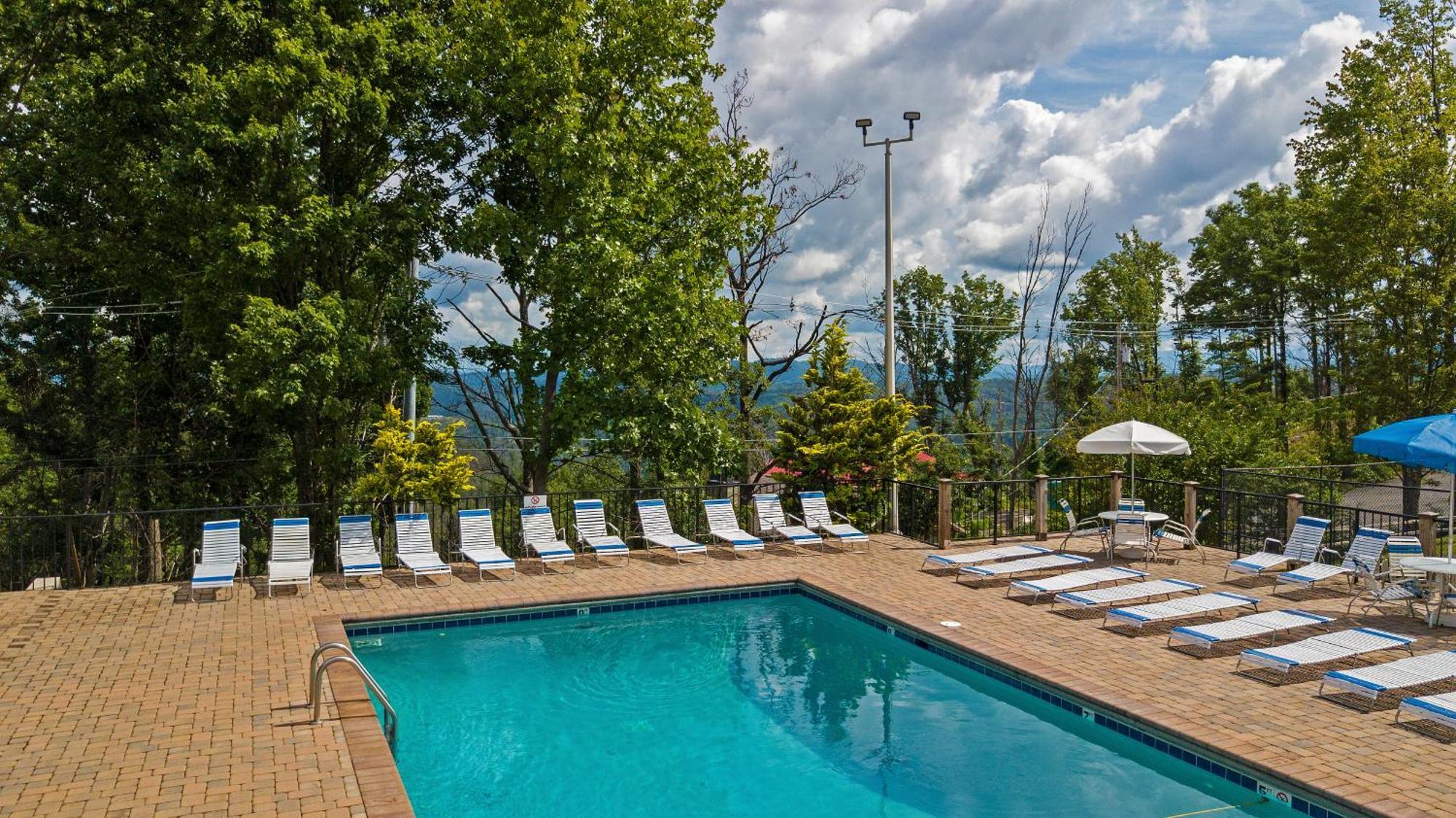 Serenity Heights, Amazing Views, Hot Tub Pool Access, 1089 Free Tickets Each Paid Day, Dollywood Gatlinburg Kamer foto